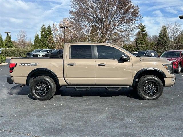 2020 Nissan TITAN Crew Cab PRO-4X 4x4