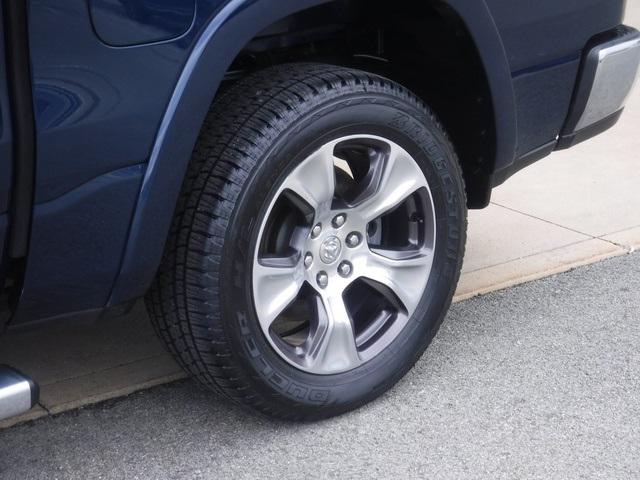 2022 RAM 1500 Laramie Crew Cab 4x4 57 Box