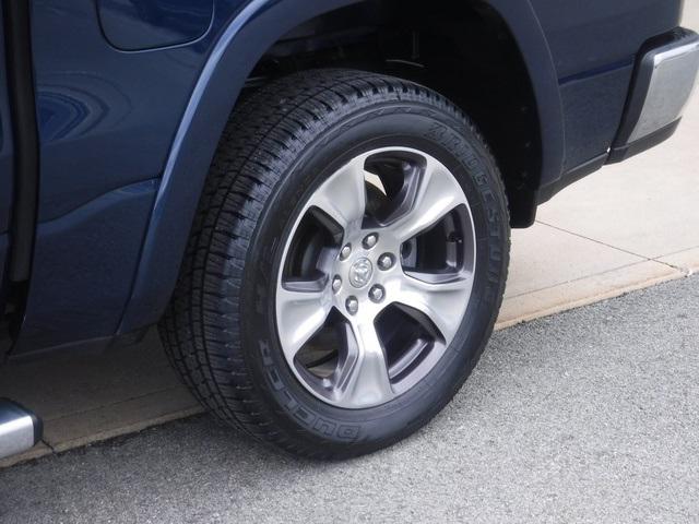 2022 RAM 1500 Laramie Crew Cab 4x4 57 Box