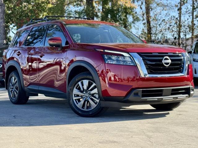 2024 Nissan Pathfinder SV FWD