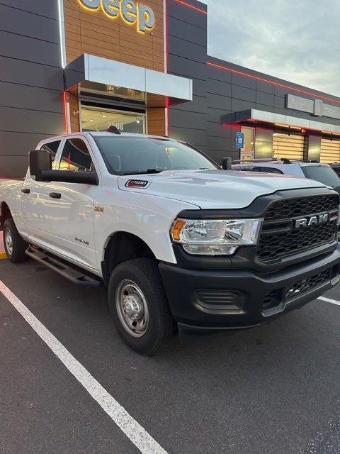 2021 RAM 2500 Tradesman Crew Cab 4x4 64 Box