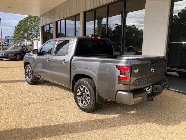 2024 Nissan Frontier Crew Cab SL 4x2
