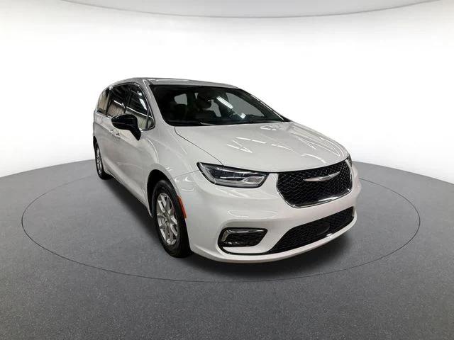 2024 Chrysler Pacifica Touring L 2024 Chrysler Pacifica Touring L