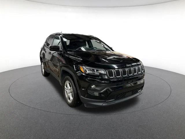2024 Jeep Compass Latitude 4x4 2024 Jeep Compass Latitude 4x4