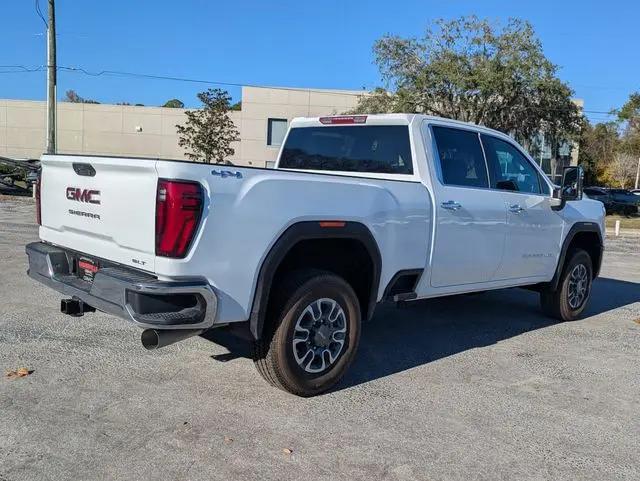 2026 GMC Sierra 2500HD Crew Cab, Standard Bed, SLT, 4WD