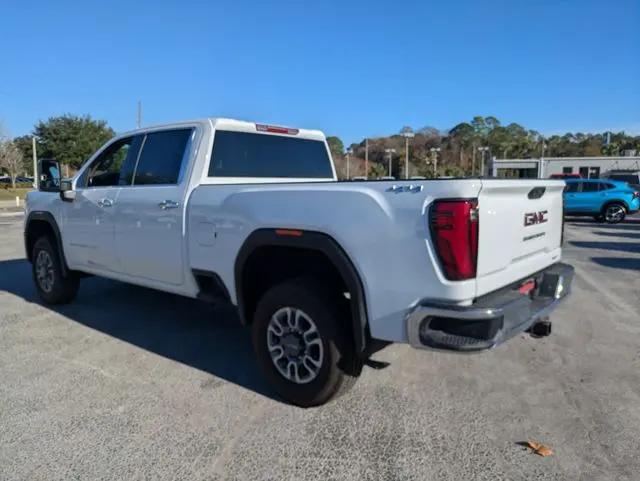 2026 GMC Sierra 2500HD Crew Cab, Standard Bed, SLT, 4WD