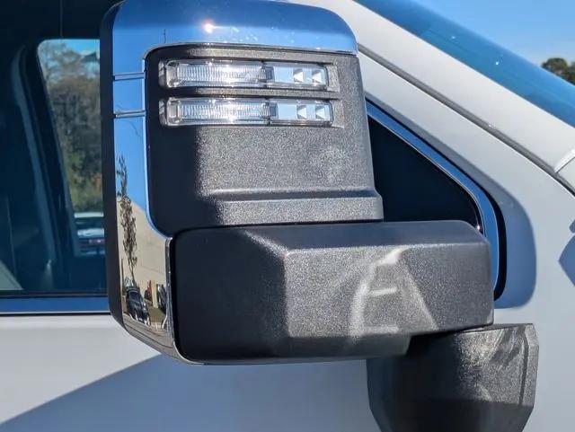 2026 GMC Sierra 2500HD Crew Cab, Standard Bed, SLT, 4WD