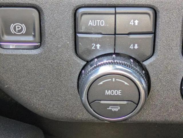 2026 GMC Sierra 2500HD Crew Cab, Standard Bed, SLT, 4WD