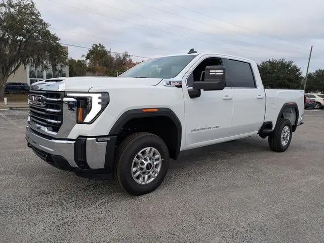 2026 GMC Sierra 2500HD Crew Cab, Standard Bed, SLE, 4WD