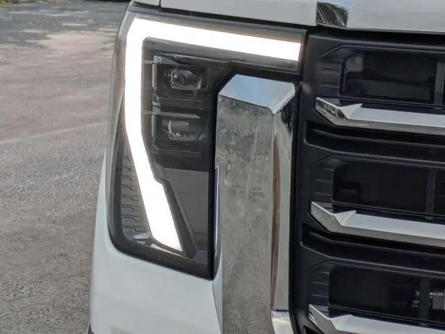 2026 GMC Sierra 2500HD Crew Cab, Standard Bed, SLE, 4WD