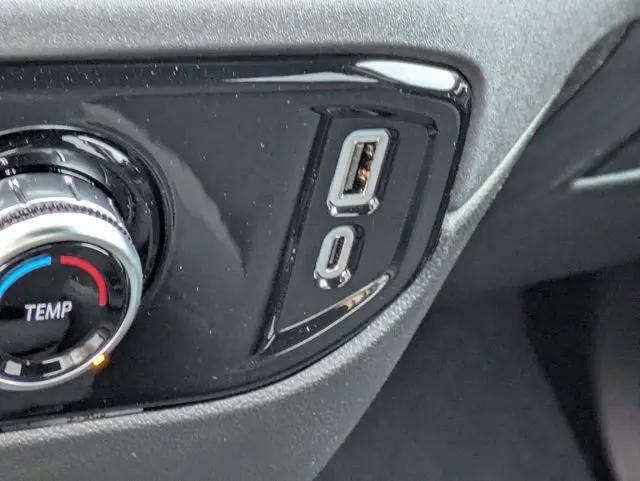 2026 GMC Sierra 2500HD Crew Cab, Standard Bed, SLE, 4WD