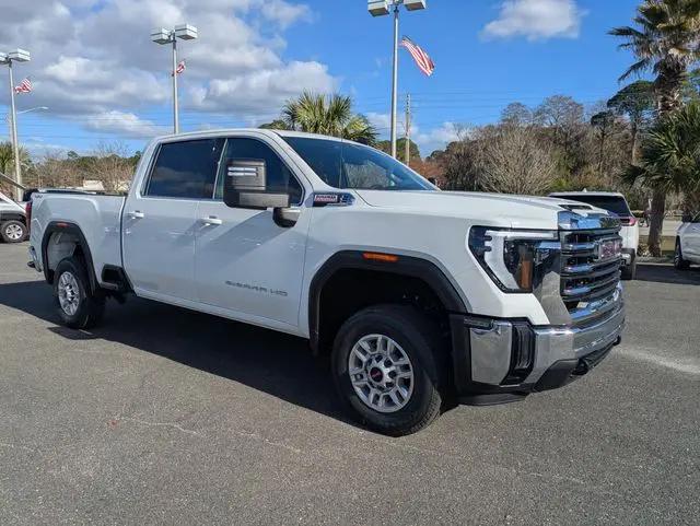 2026 GMC Sierra 2500HD Crew Cab, Standard Bed, SLE, 4WD