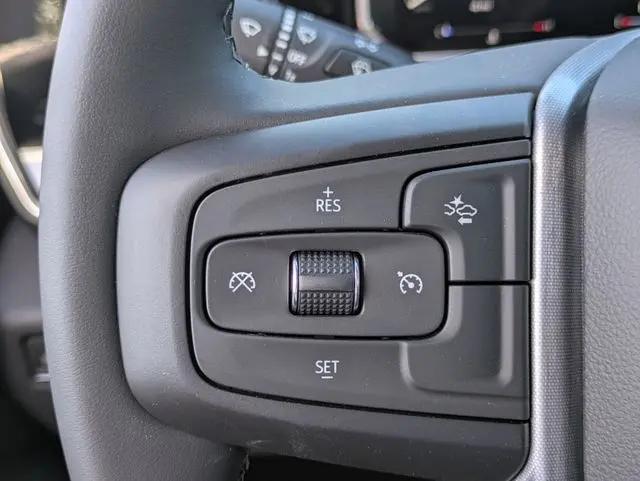 2026 GMC Sierra 2500HD Crew Cab, Standard Bed, SLE, 4WD