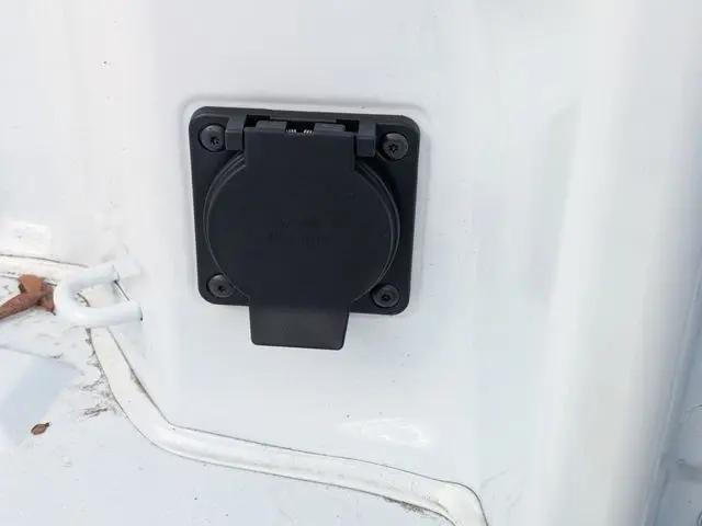 2026 GMC Sierra 2500HD Crew Cab, Standard Bed, SLE, 4WD