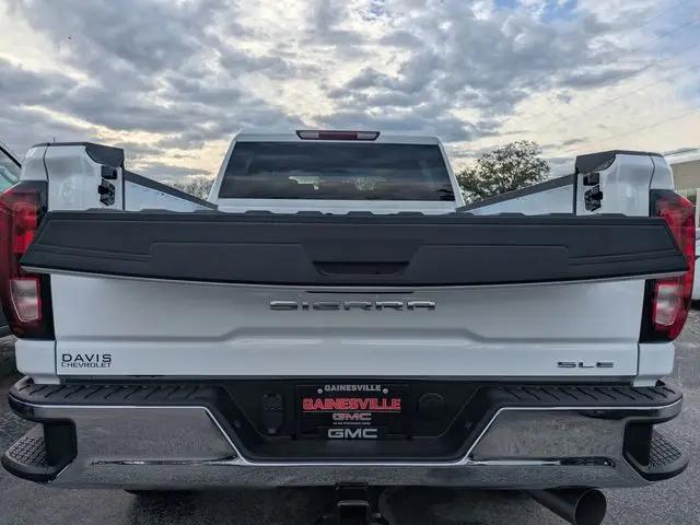 2026 GMC Sierra 2500HD Crew Cab, Standard Bed, SLE, 4WD