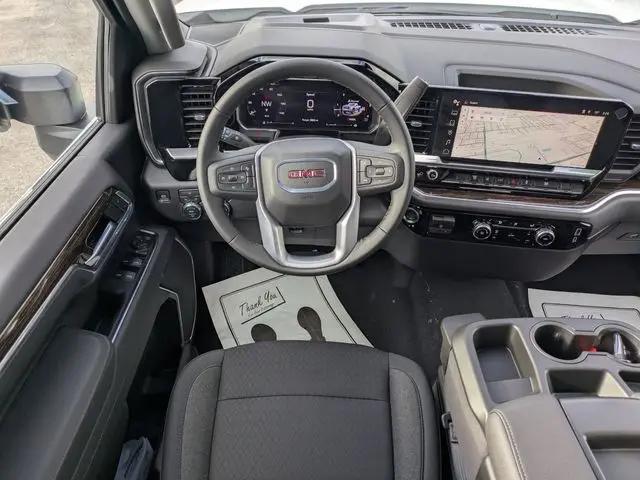 2026 GMC Sierra 2500HD Crew Cab, Standard Bed, SLE, 4WD