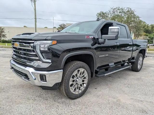 2026 Chevrolet Silverado 2500HD Crew Cab, Standard Bed, LTZ, 4WD