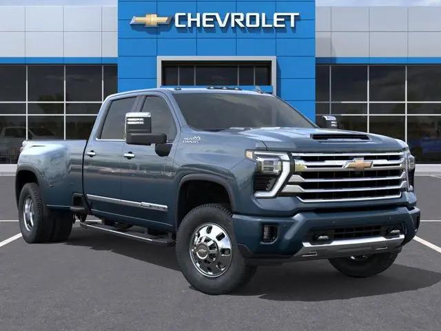 2026 Chevrolet Silverado 3500HD Crew Cab, Long Bed, High Country Dual Rear Wheel, RWD