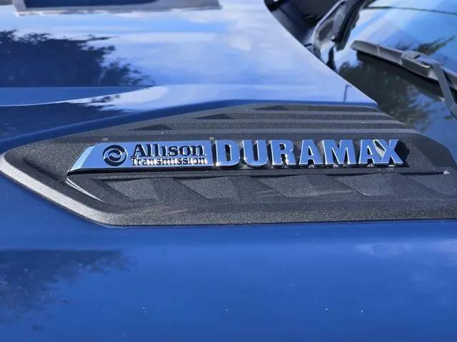 2026 Chevrolet Silverado 3500HD Crew Cab, Long Bed, High Country Dual Rear Wheel, RWD