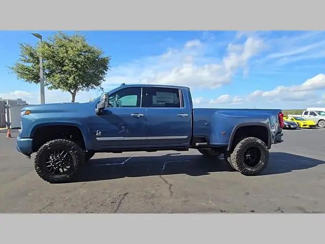 2026 Chevrolet Silverado 3500HD Crew Cab, Long Bed, High Country Dual Rear Wheel, RWD