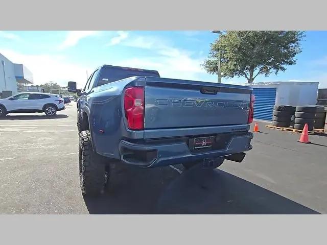 2026 Chevrolet Silverado 3500HD Crew Cab, Long Bed, High Country Dual Rear Wheel, RWD