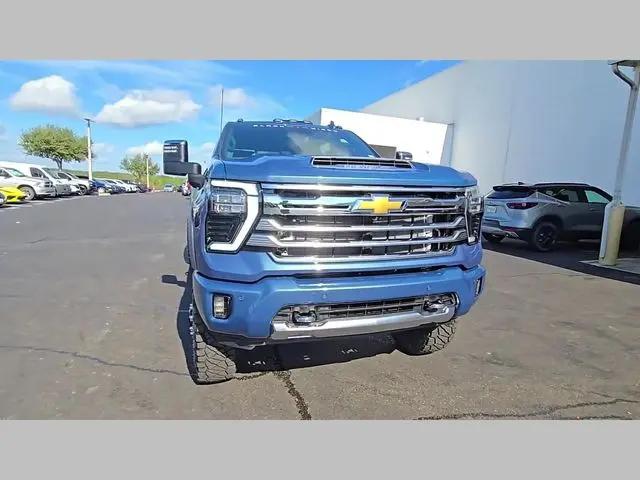 2026 Chevrolet Silverado 3500HD Crew Cab, Long Bed, High Country Dual Rear Wheel, RWD