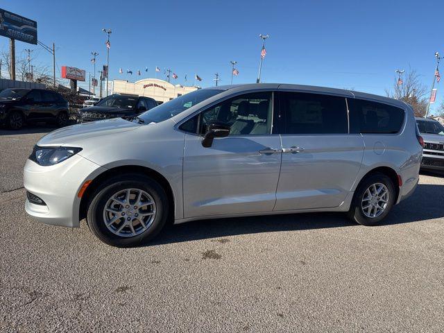 2026 Chrysler Voyager LX