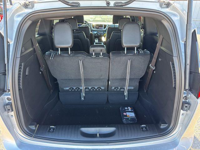 2026 Chrysler Voyager LX