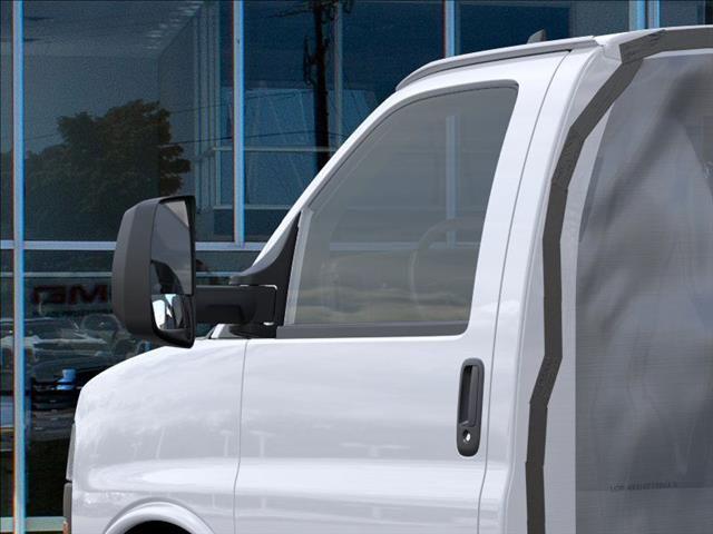 2025 GMC Savana Cutaway Work Van