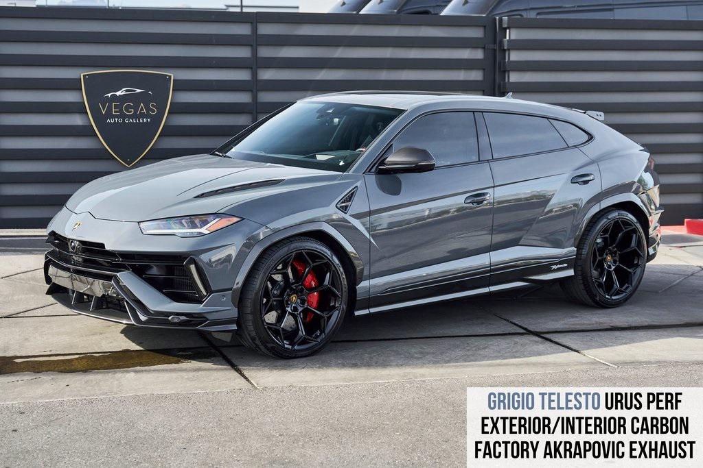 2024 Lamborghini Urus Performante's photo