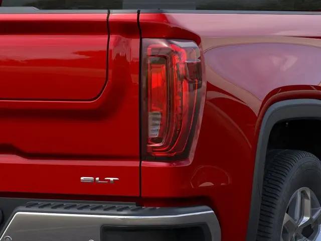 2026 GMC Sierra 1500 Crew Cab, Short Bed, SLT, RWD