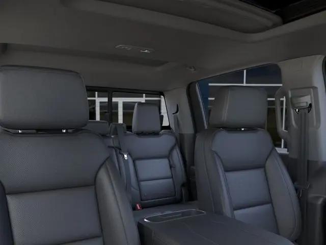 2026 GMC Sierra 1500 Crew Cab, Short Bed, SLT, 4WD