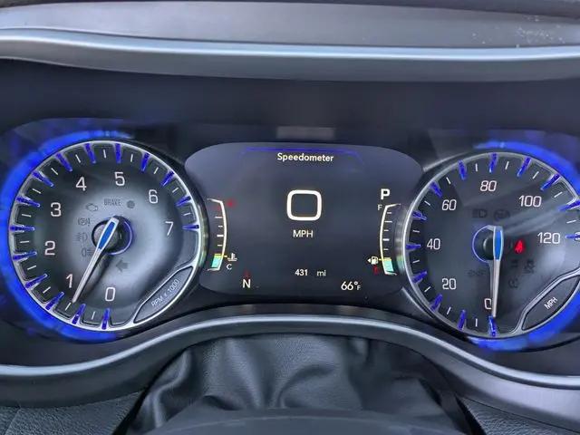 2026 Chrysler Pacifica Select AWD