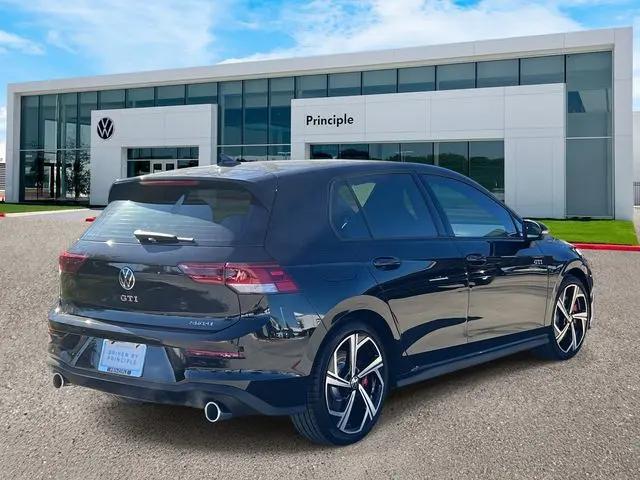 2026 Volkswagen Golf GTI SE