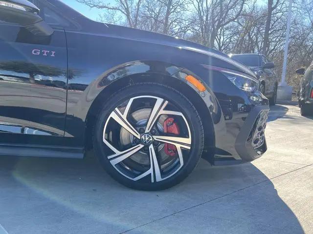 2026 Volkswagen Golf GTI SE