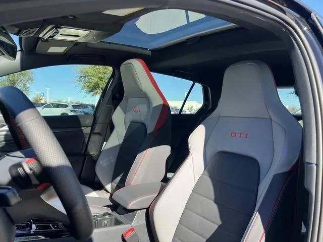 2026 Volkswagen Golf GTI SE