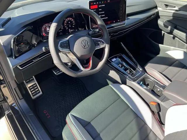 2026 Volkswagen Golf GTI SE