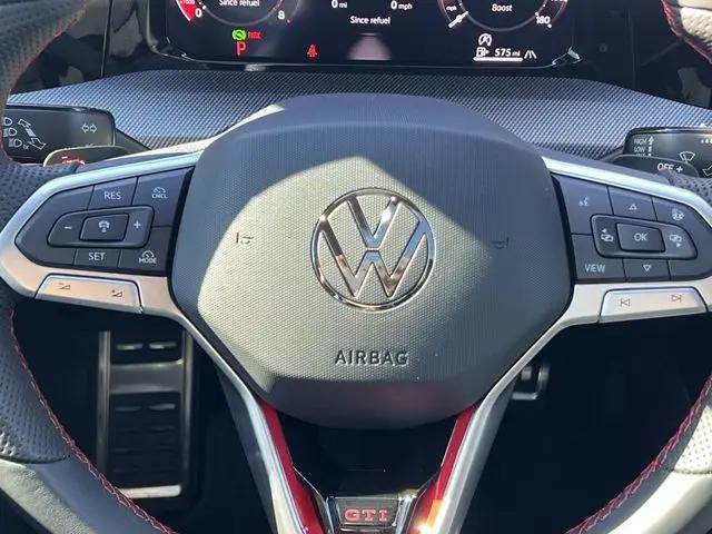 2026 Volkswagen Golf GTI SE