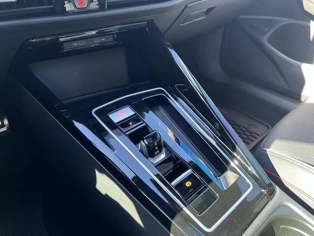 2026 Volkswagen Golf GTI SE