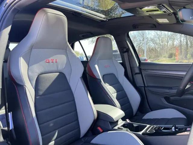 2026 Volkswagen Golf GTI SE