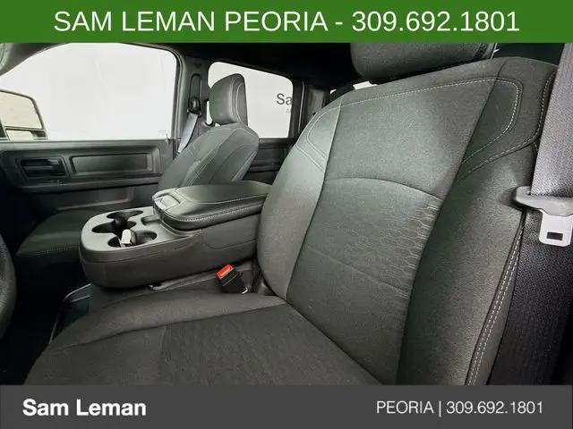 2026 Ram 3500 Tradesman Crew Cab 4x4 8' Box
