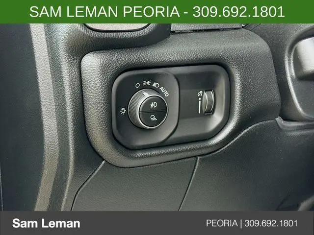 2026 Ram 3500 Tradesman Crew Cab 4x4 8 Box