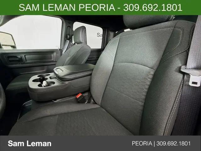 2026 Ram 3500 Tradesman Crew Cab 4x4 8 Box