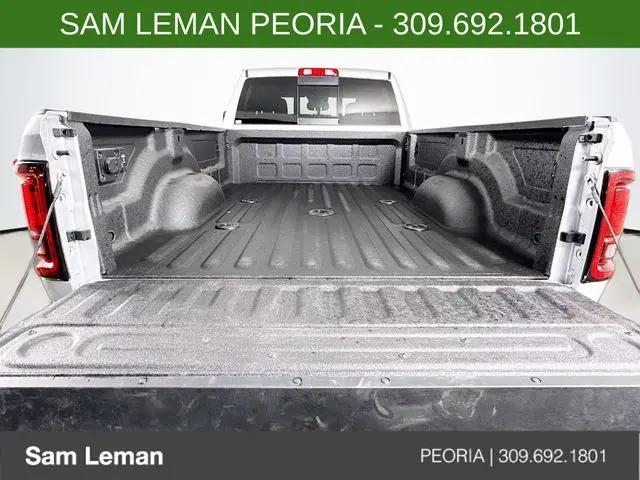 2026 Ram 3500 Tradesman Crew Cab 4x4 8 Box