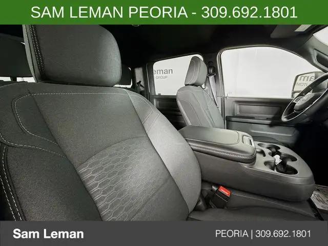 2026 Ram 3500 Tradesman Crew Cab 4x4 8 Box
