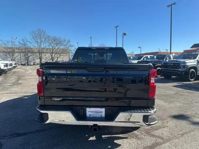2026 Chevrolet Silverado 1500 4WD Double Cab Standard Bed LT