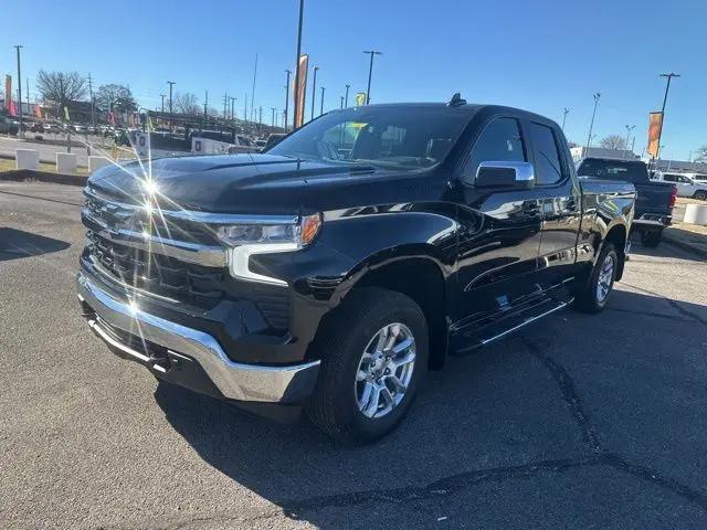 2026 Chevrolet Silverado 1500 4WD Double Cab Standard Bed LT
