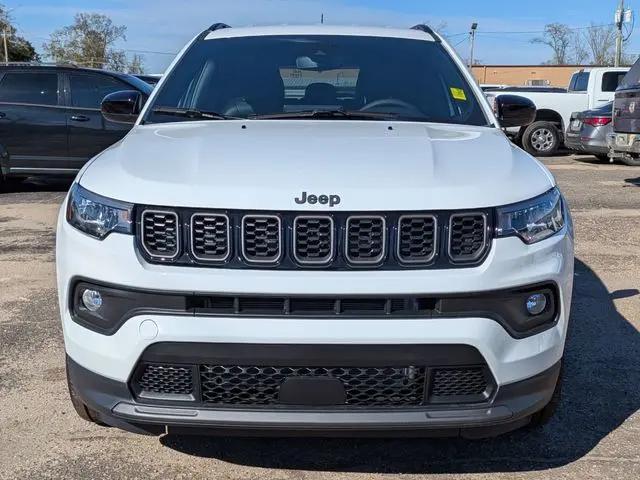 2026 Jeep Compass Latitude Altitude