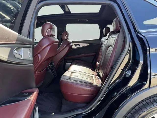 2019 Lincoln Nautilus Black Label