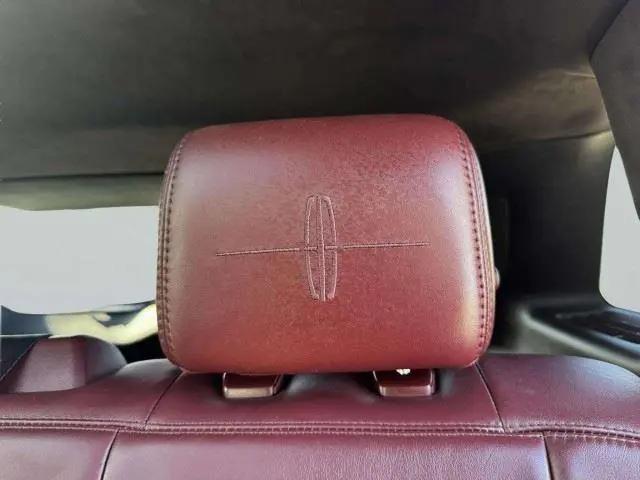 2019 Lincoln Nautilus Black Label